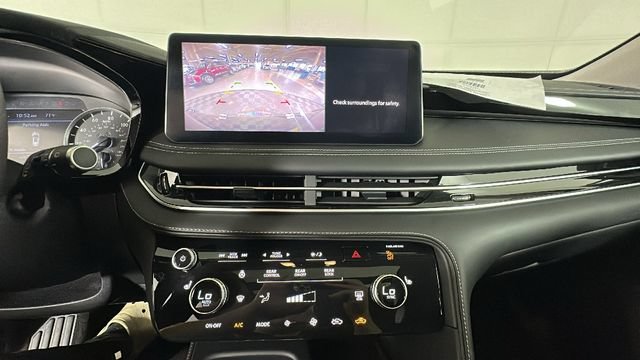 Used 2025 INFINITI QX60 Pure AWD/4WD image 25