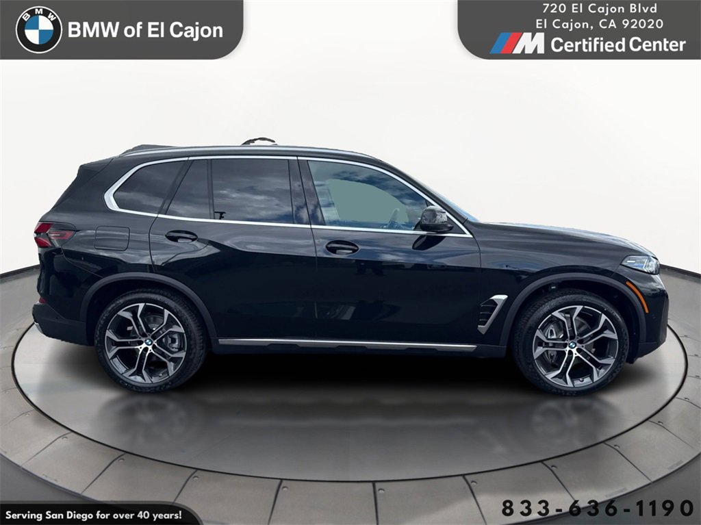 New 2026 BMW X5 sDrive40i image 4
