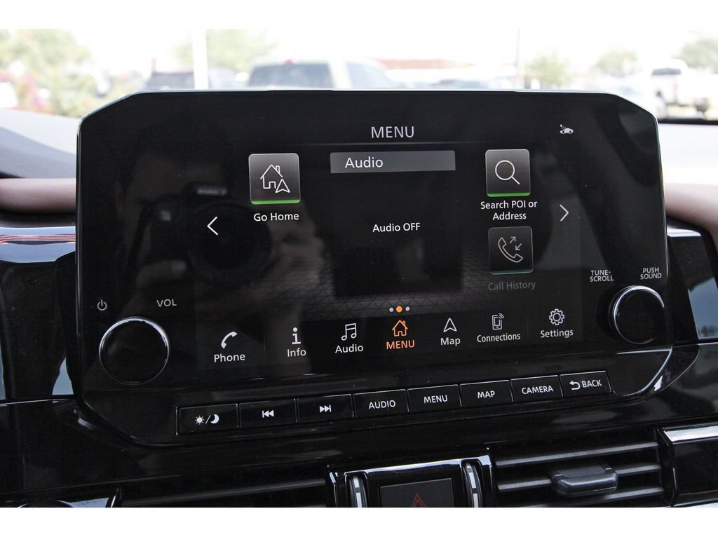Used 2024 Nissan Pathfinder Platinum FWD image 29