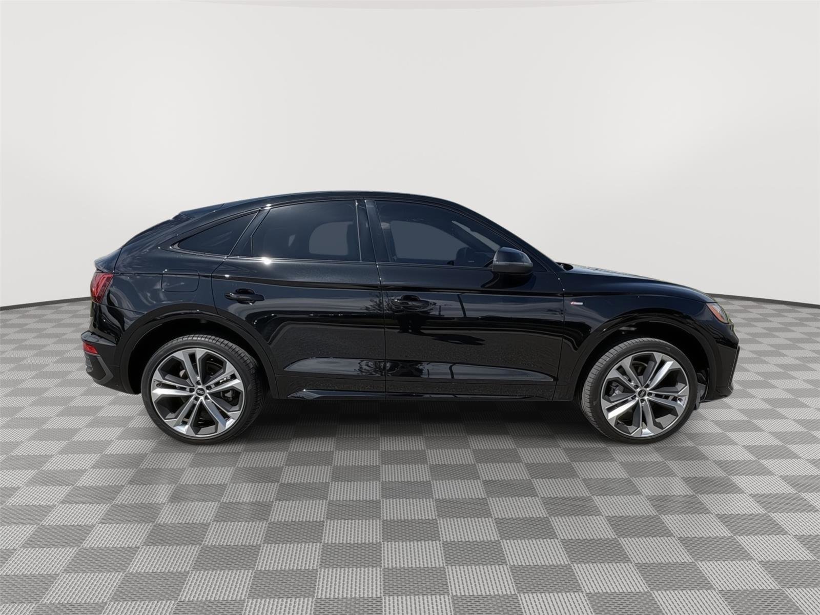 Used 2023 Audi Q5 2.0T Premium Plus w/ Premium Plus Package image 6
