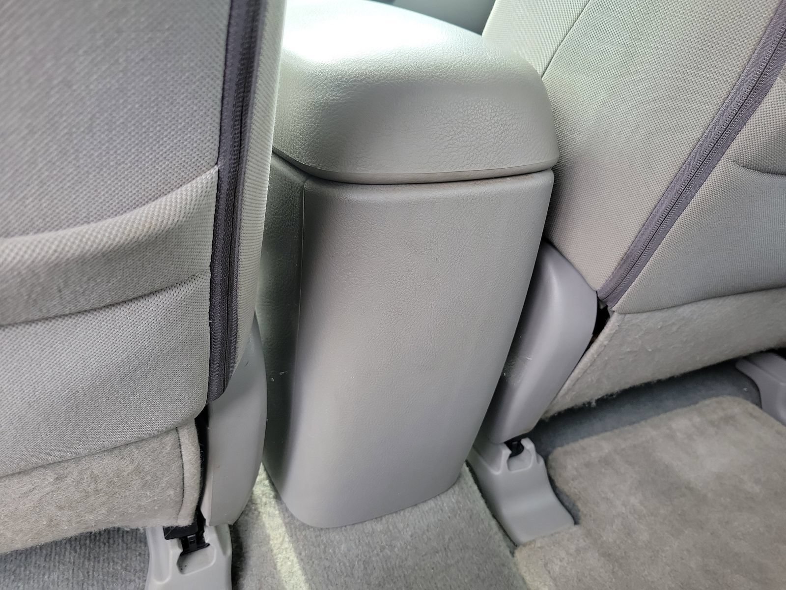 Used 2010 Toyota RAV4 4WD w/ 3rd Row image 11