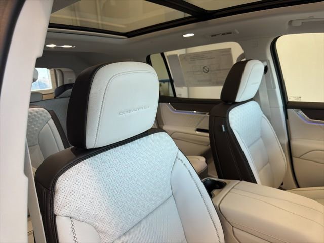 New 2026 GMC Acadia Denali w/ Super Cruise Package image 33