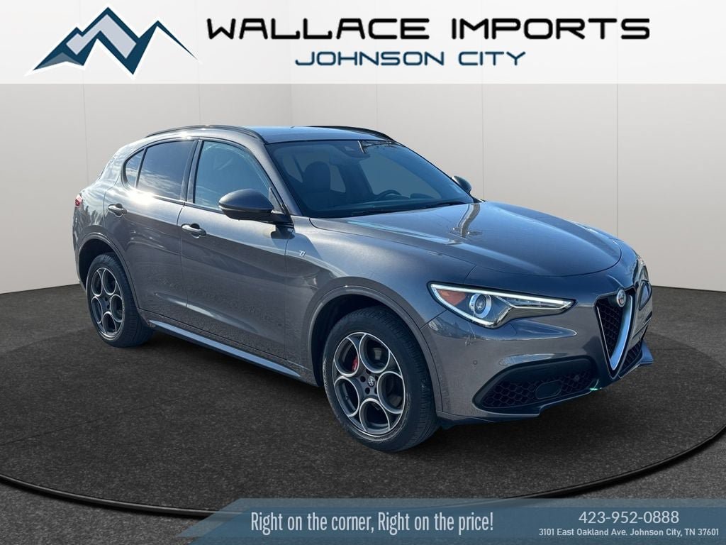 Used 2023 Alfa Romeo Stelvio Ti AWD/4WD image 7
