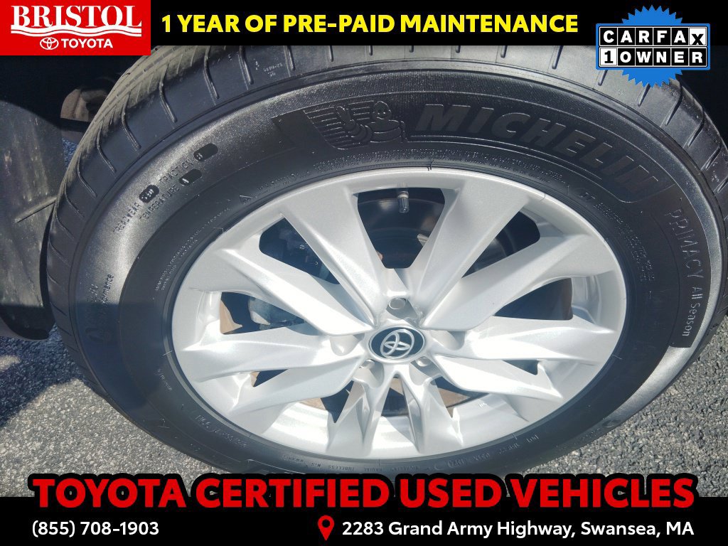 Certified 2024 Toyota Corolla Cross LE w/ Moonroof Package AWD/4WD image 13