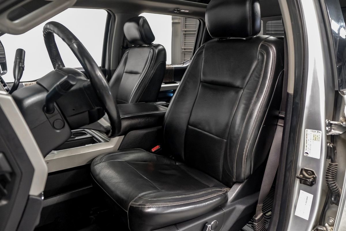 Used 2018 Ford F350 Lariat w/ Lariat Ultimate Package AWD/4WD image 32