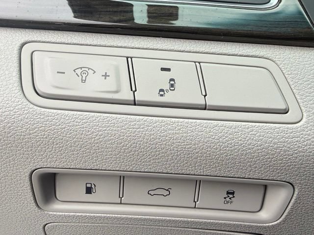 Used 2017 Hyundai Sonata Limited FWD image 38