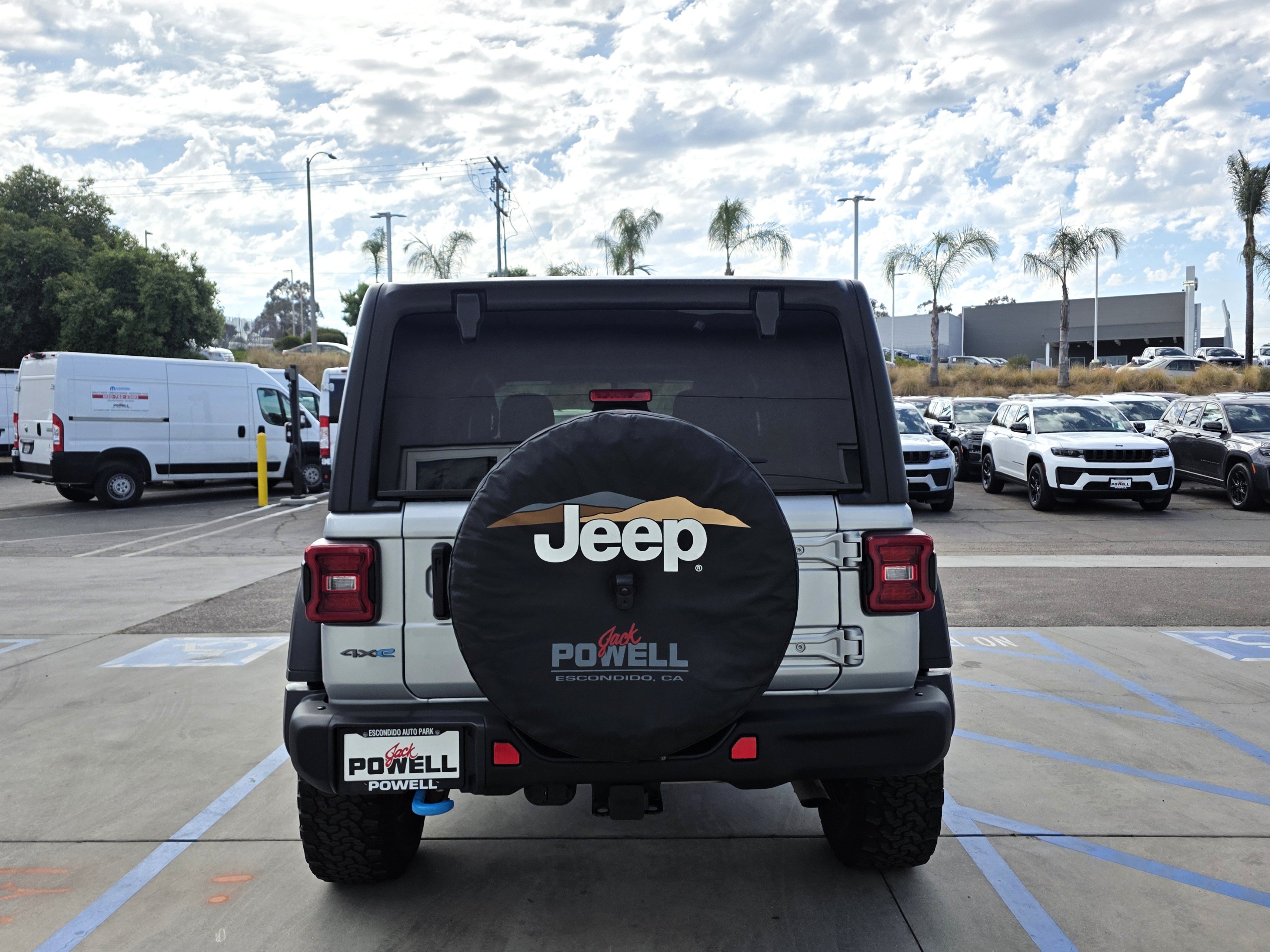 Certified 2023 Jeep Wrangler Unlimited Rubicon 4xe w/ Steel Bumper Group AWD/4WD image 4