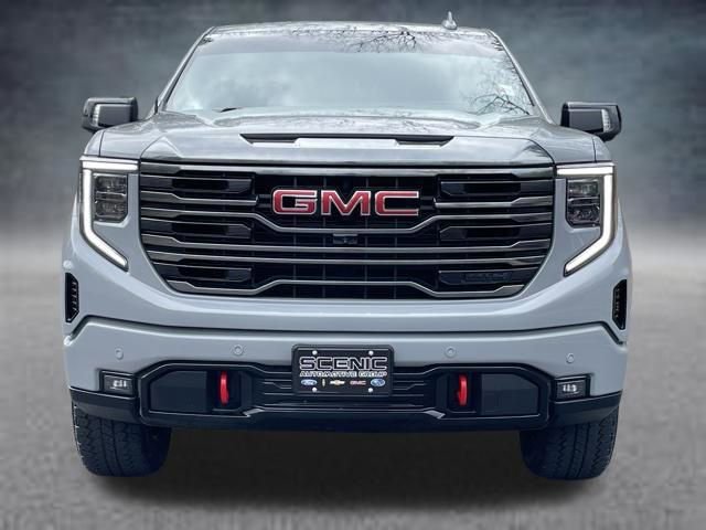 Used 2024 GMC Sierra 1500 AT4 w/ Technology Package AWD/4WD image 29