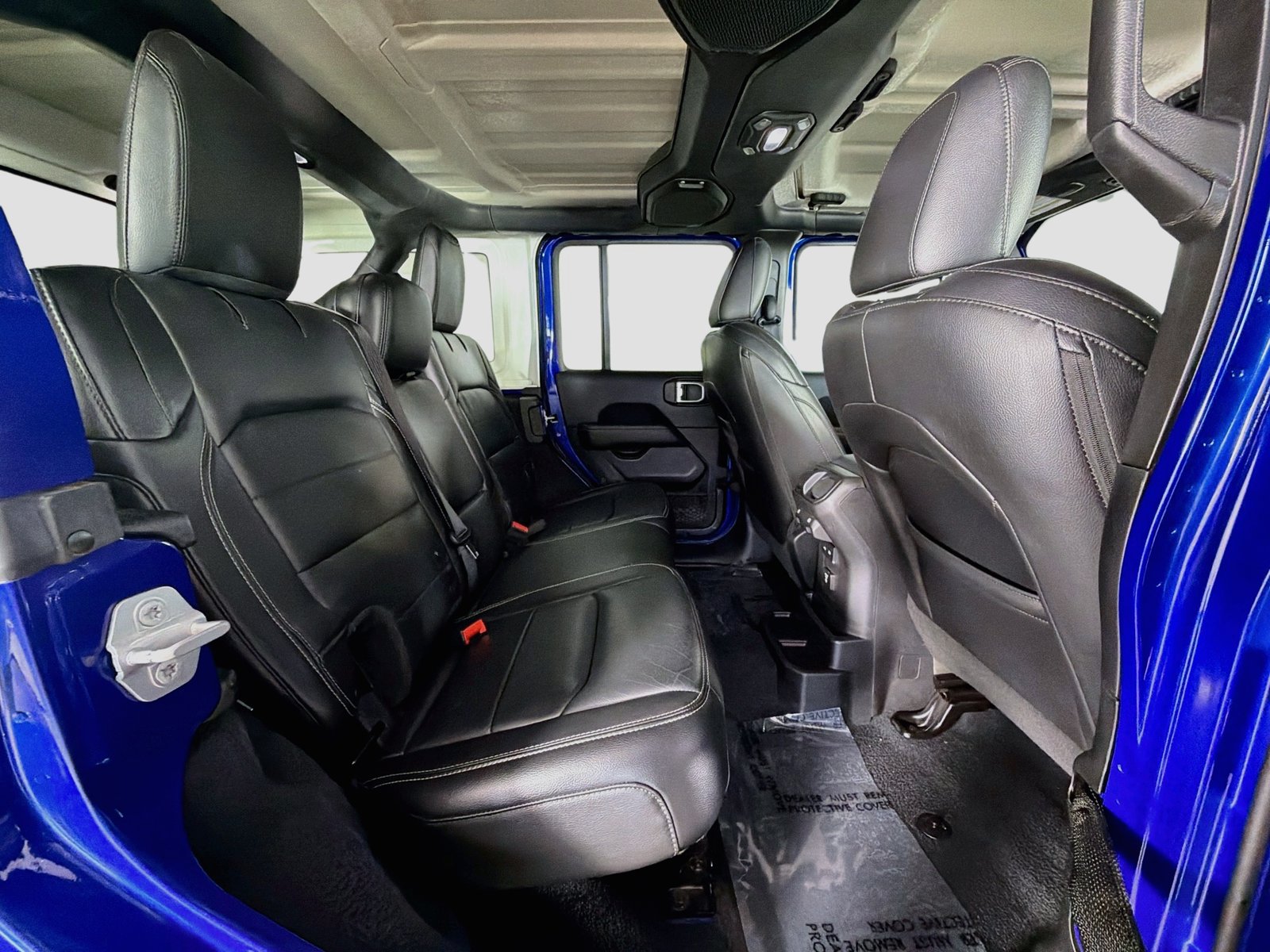 Used 2018 Jeep Wrangler Unlimited Sahara AWD/4WD image 25
