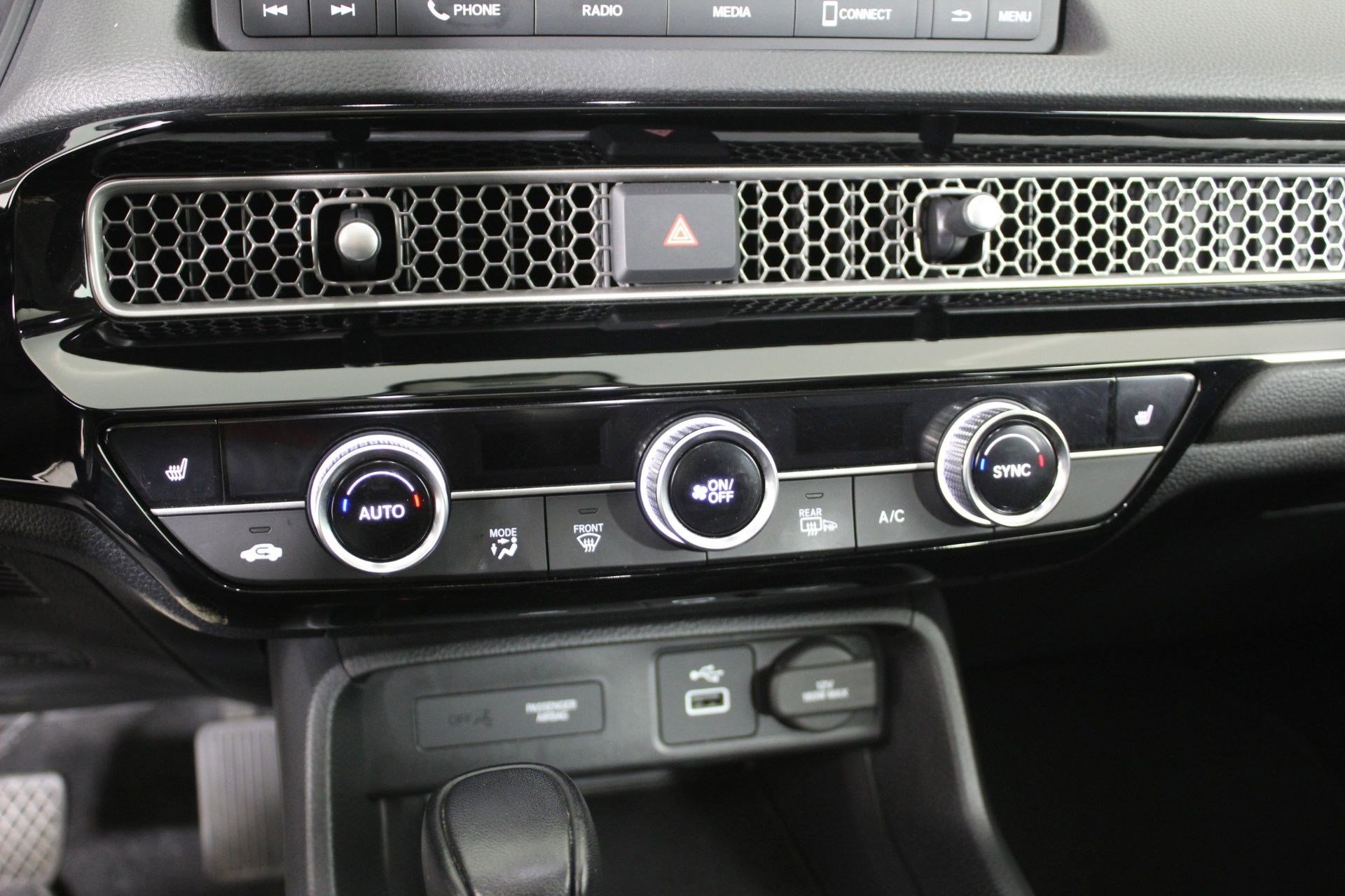 Used 2023 Honda Civic EX image 24