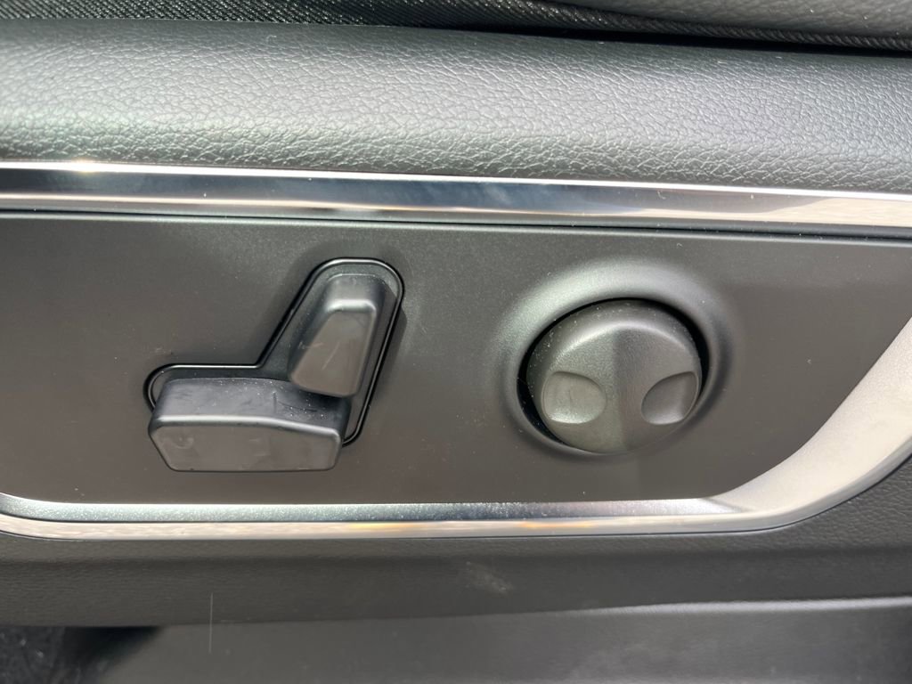 New 2026 RAM 1500 Laramie w/ Bed Utility Group image 33