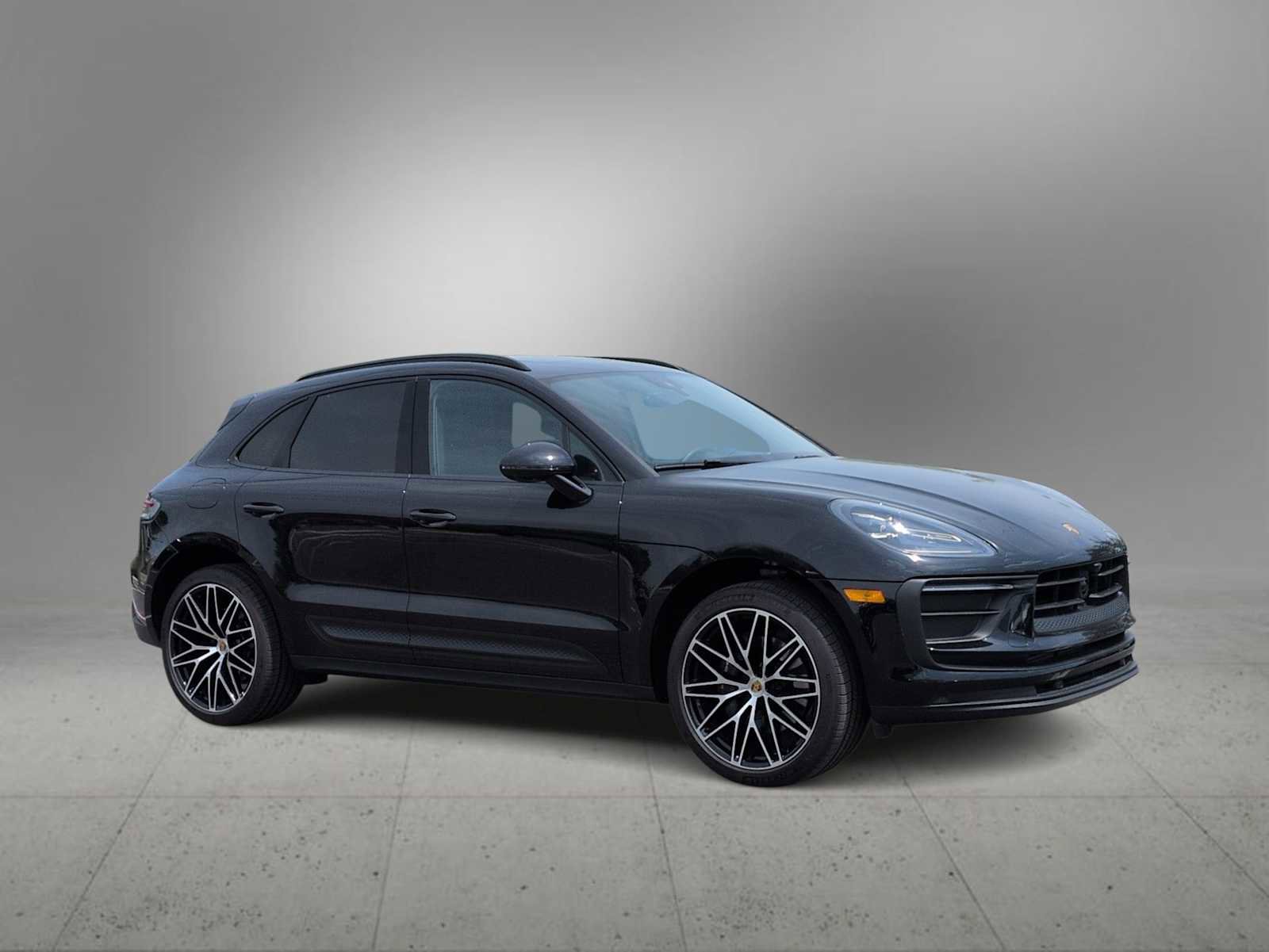 Used 2024 Porsche Macan AWD/4WD video 2