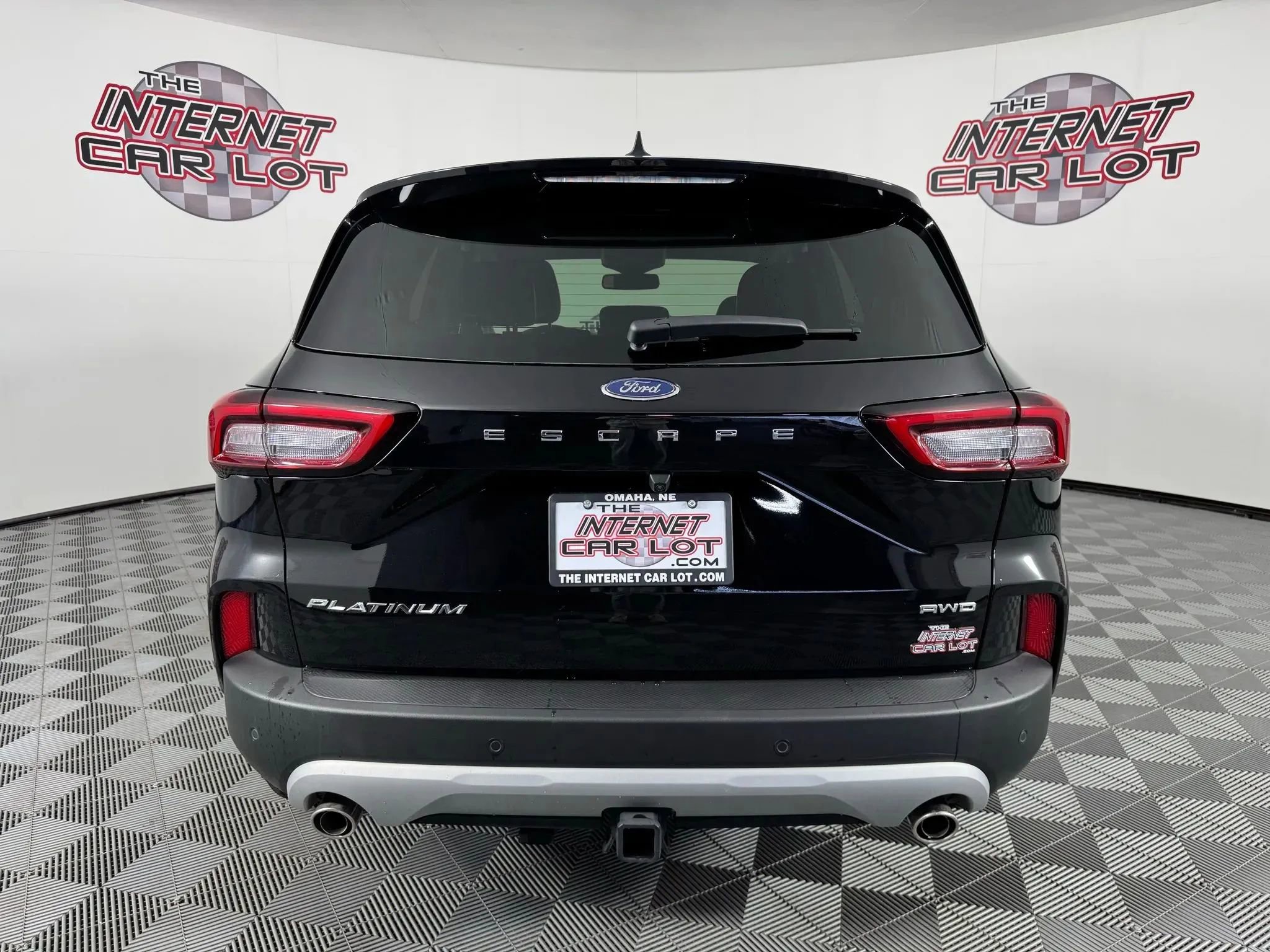 Used 2025 Ford Escape Platinum w/ Premium Technology Package AWD/4WD image 6