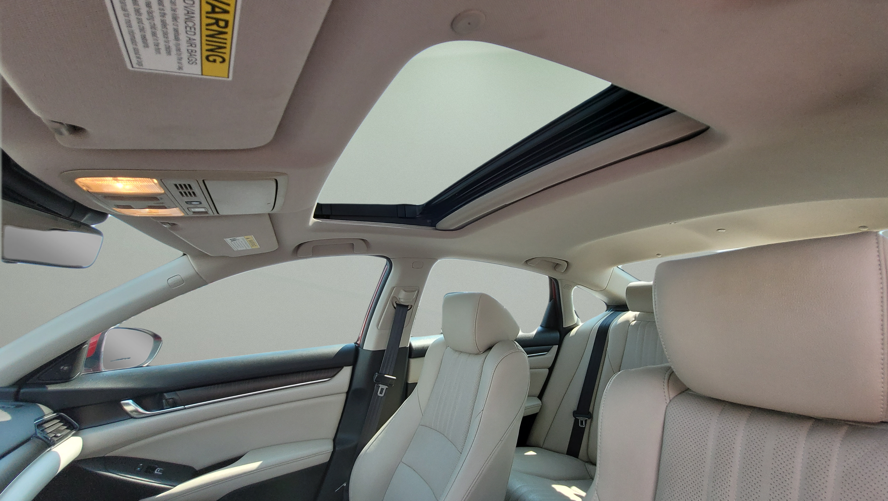 Used 2019 Honda Accord Touring image 25