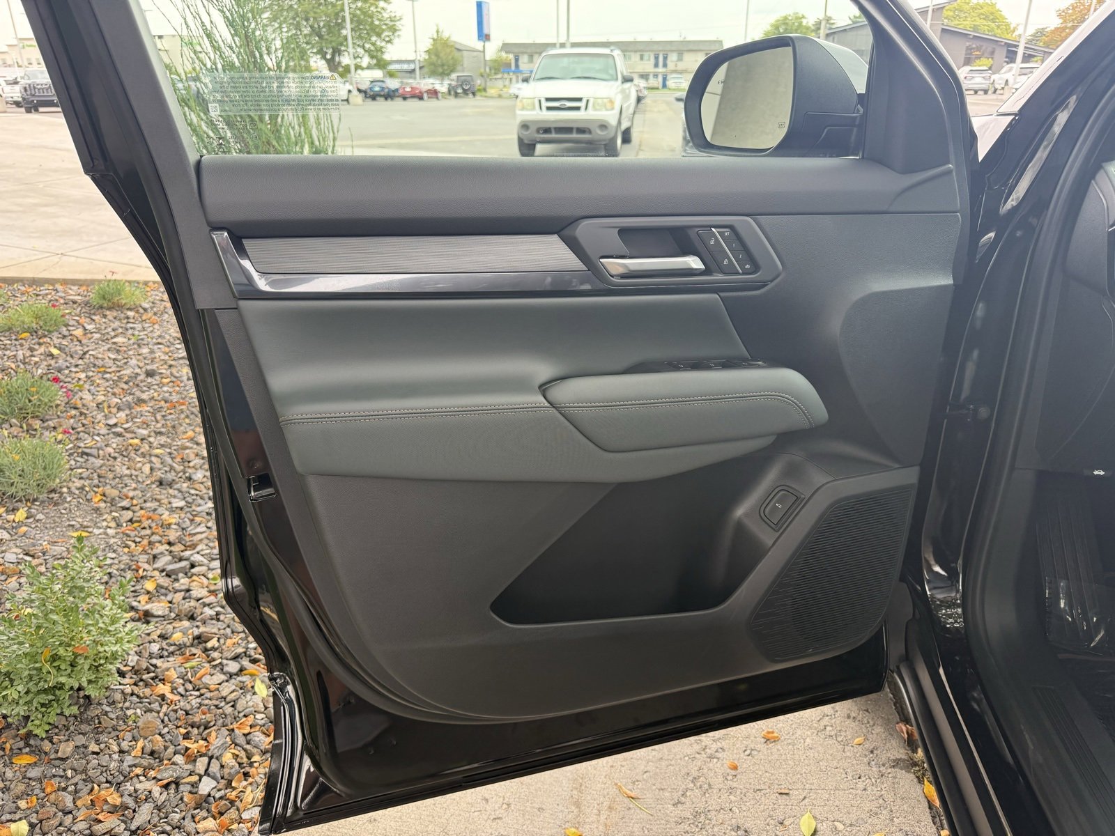 New 2026 GMC Terrain AT4 w/ Convenience Package III image 10