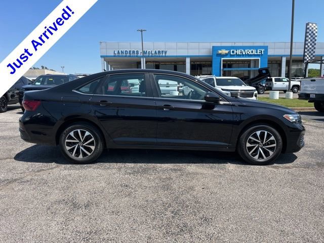 Used 2023 Volkswagen Jetta S FWD image 2