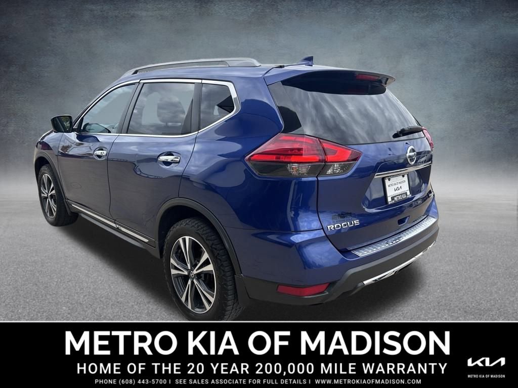 Used 2017 Nissan Rogue SL w/ SL Premium Package image 8