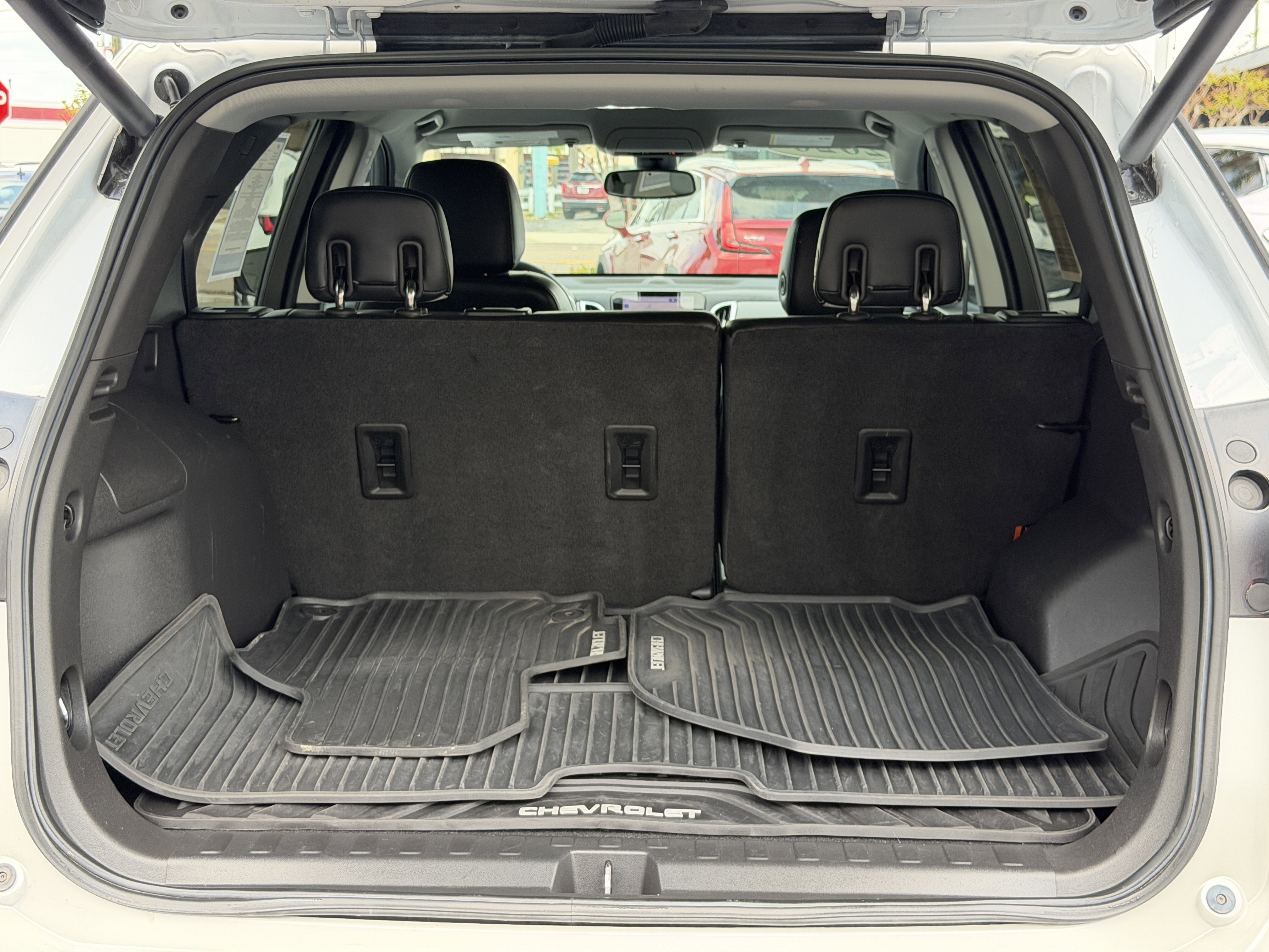 Used 2020 Chevrolet Equinox Premier image 10