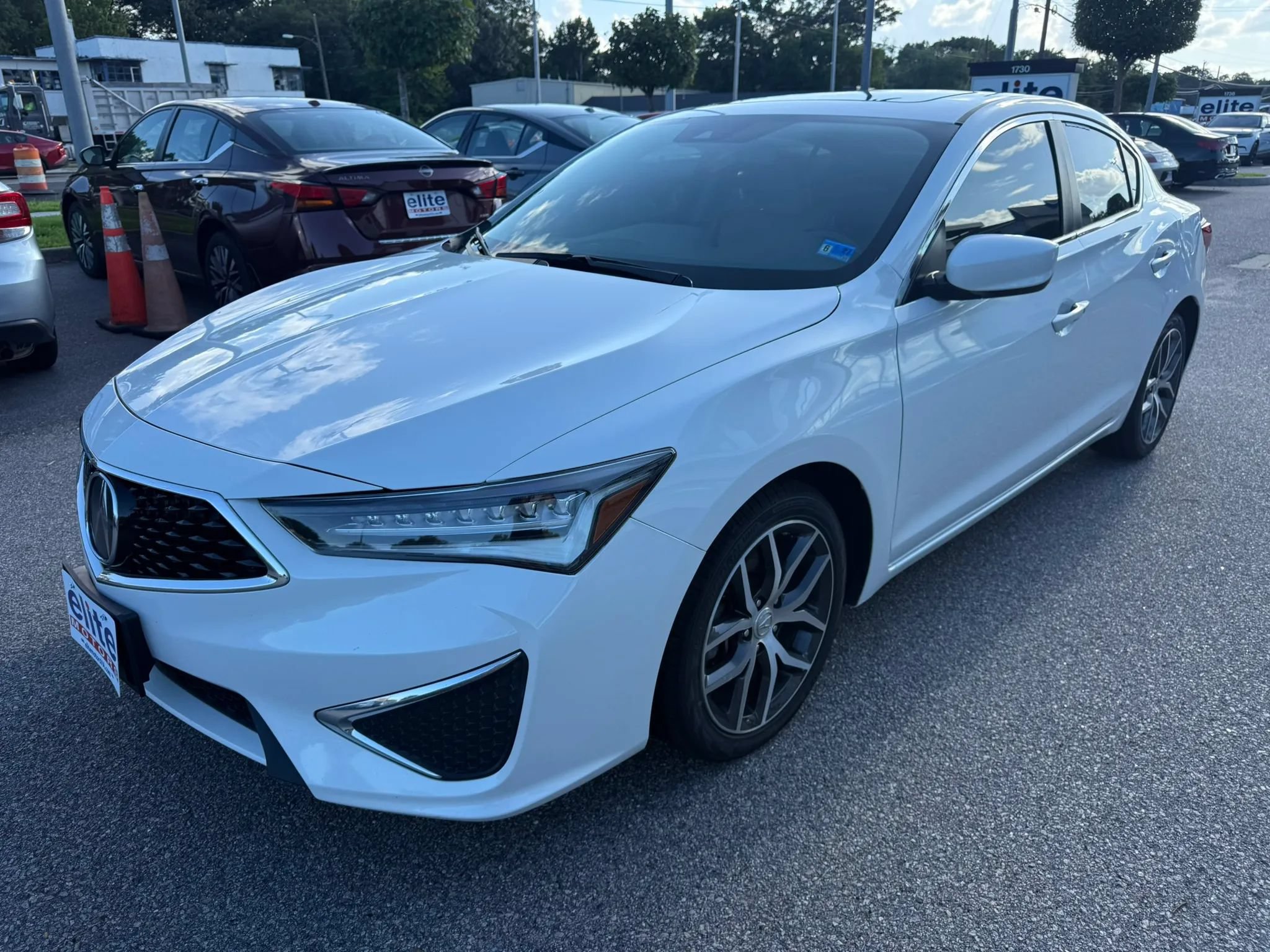 Used 2021 Acura ILX w/ Technology Package FWD image 3