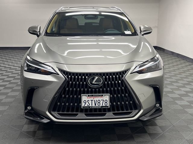 Used 2025 Lexus NX 250 FWD image 3