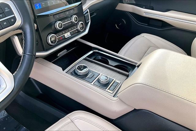 Used 2024 Ford Expedition Max Limited image 17