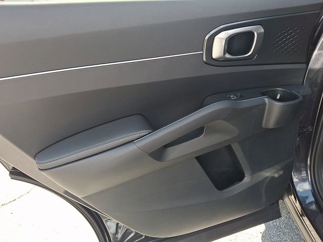Used 2025 Kia Sorento S AWD/4WD image 10