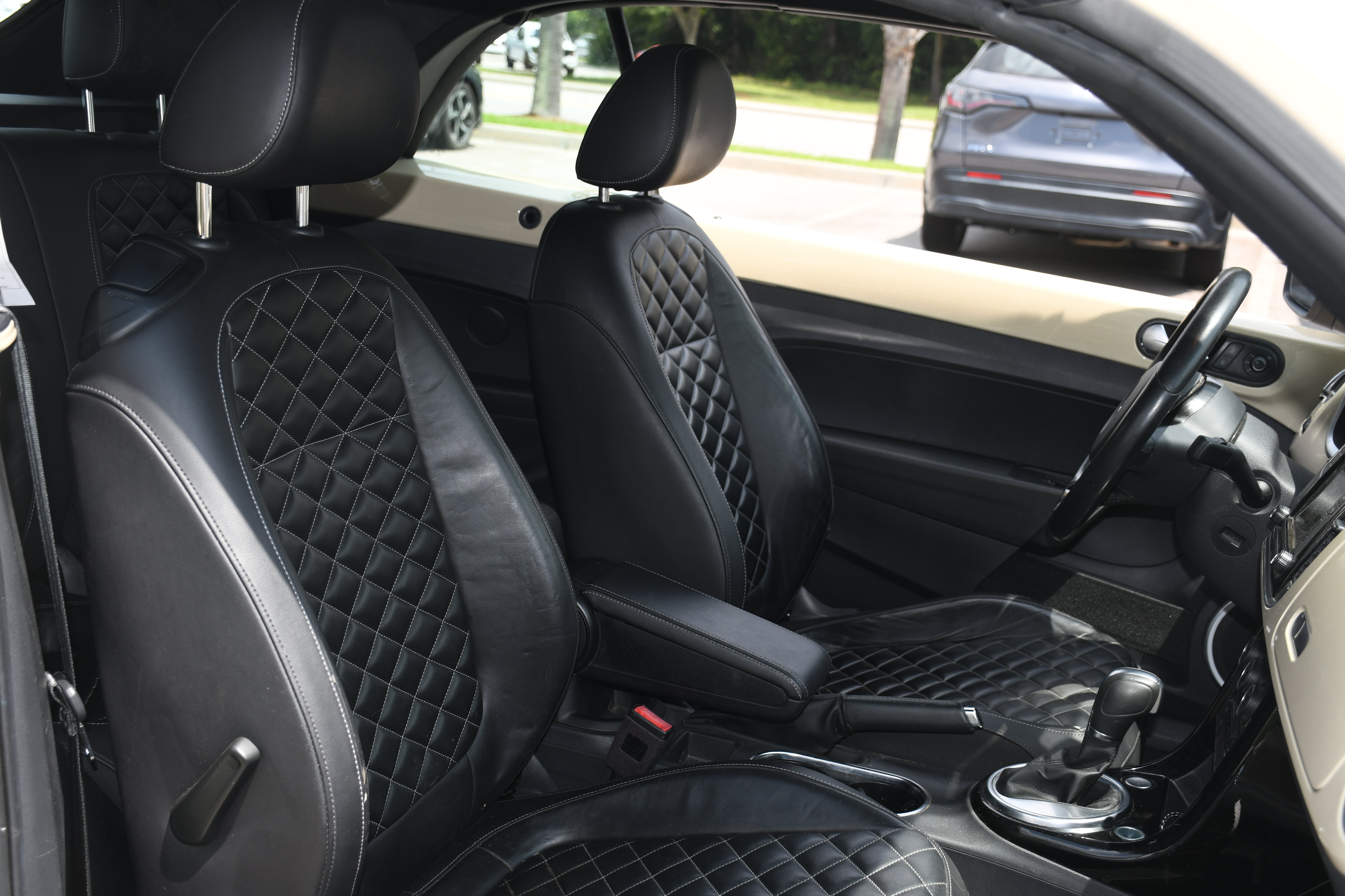 Used 2019 Volkswagen Beetle 2.0T Final Edition SEL FWD image 23