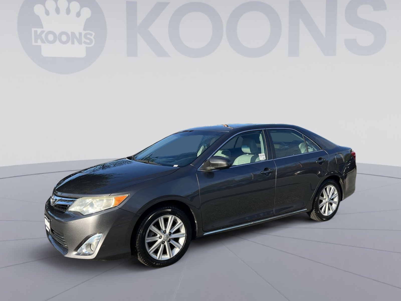 Used 2014 Toyota Camry XLE