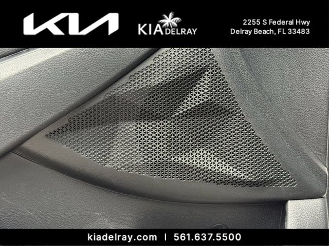 Certified 2024 Kia Seltos EX FWD image 15