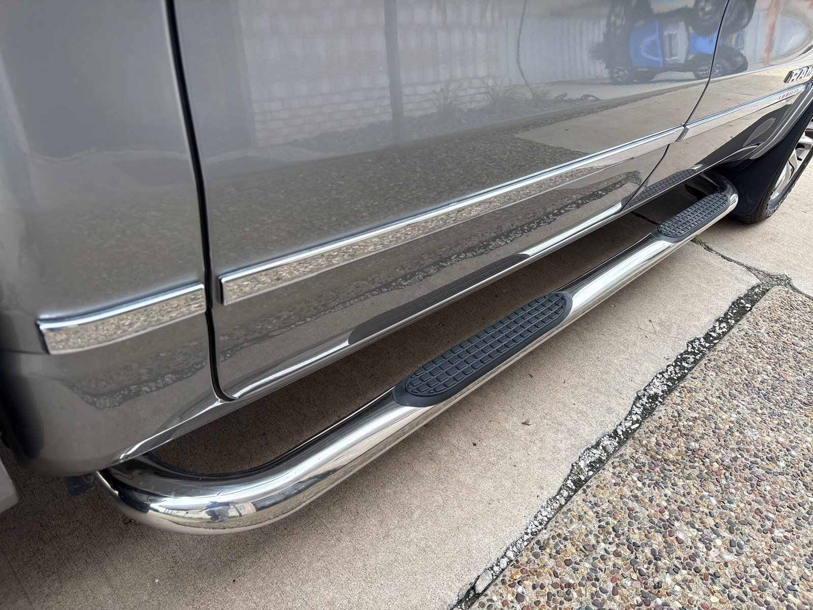 Used 2023 RAM 1500 Limited w/ Body Color Bumper Group AWD/4WD image 24