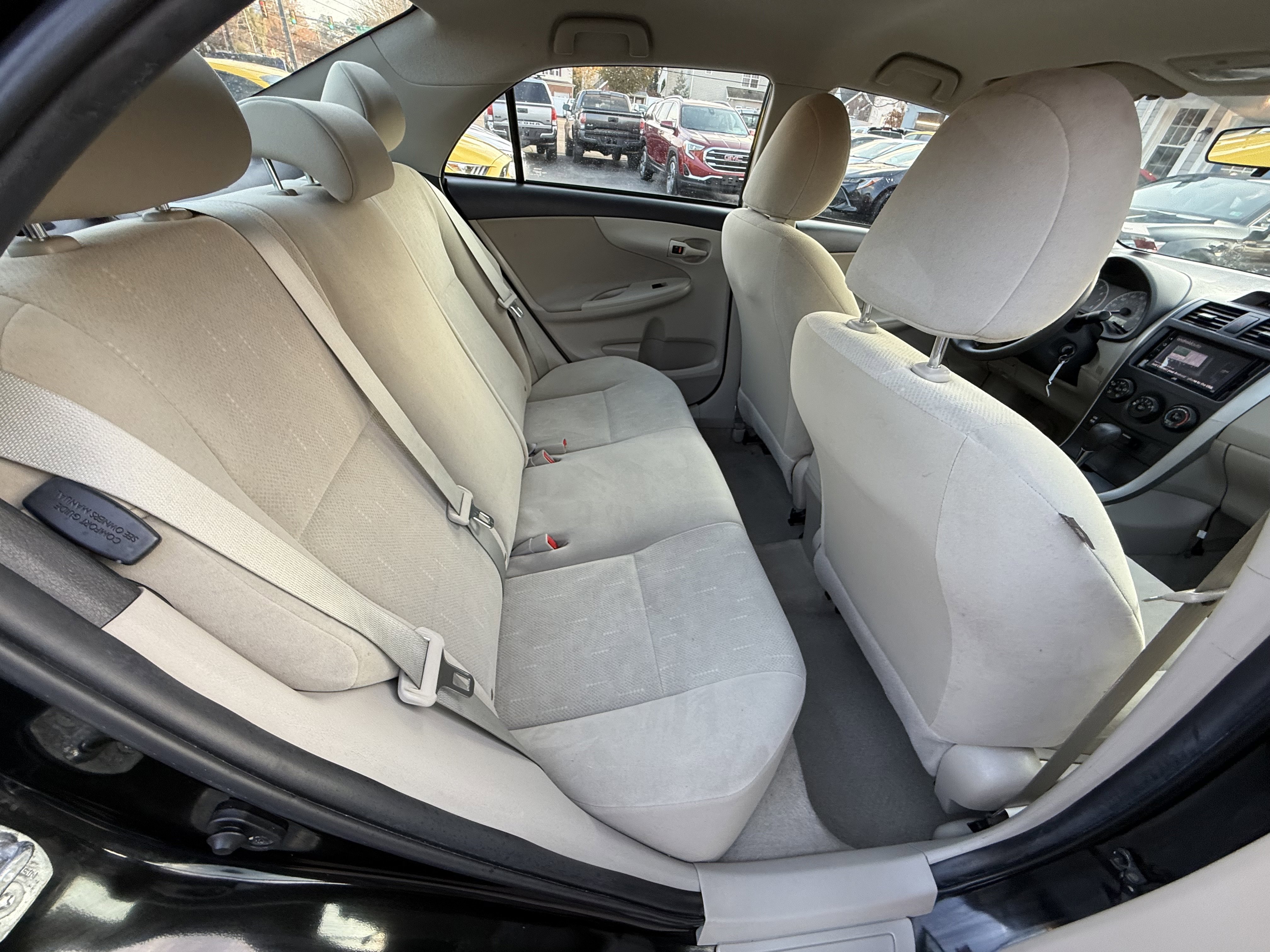 Used 2012 Toyota Corolla L image 14