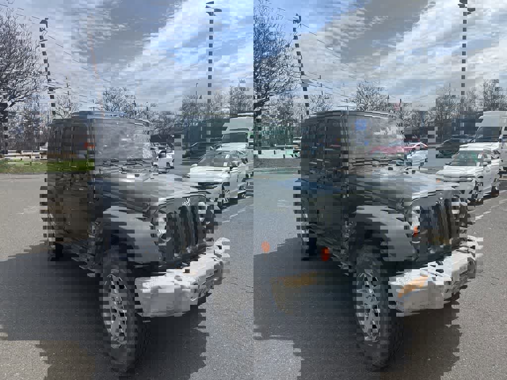 Used 2009 Jeep Wrangler X image 3