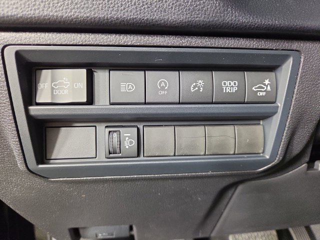 New 2026 Toyota Tundra SR5 w/ SR5 Convenience Package RWD image 28
