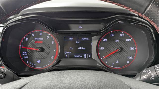 Used 2025 Chevrolet Trax RS w/ Sunroof Package FWD image 28