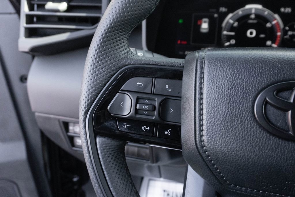 Used 2024 Toyota Sequoia TRD Pro AWD/4WD image 33