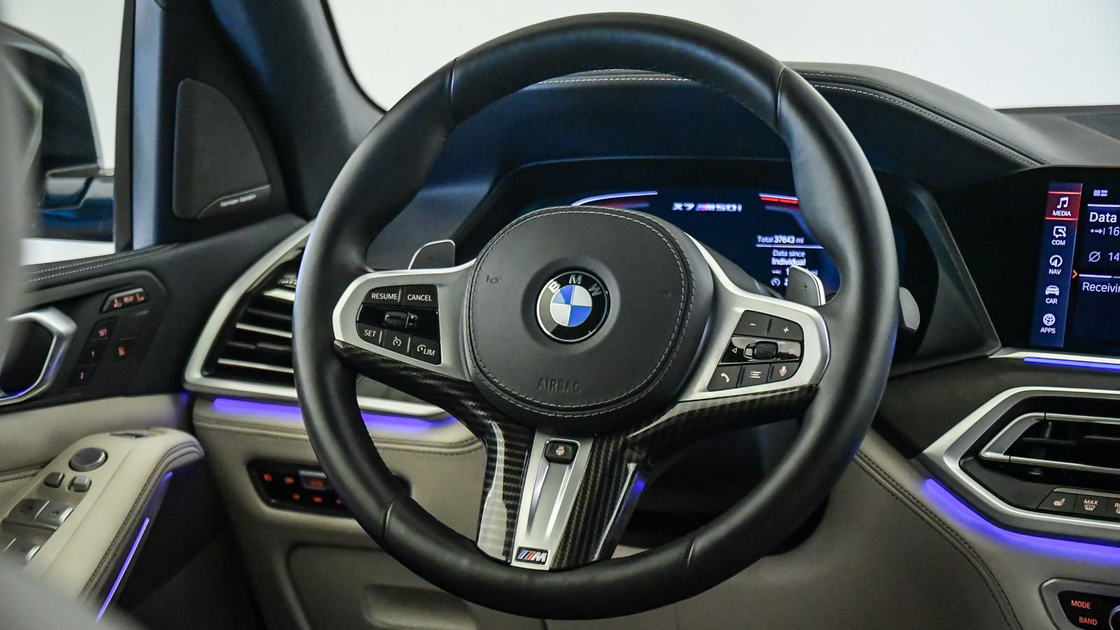 Used 2021 BMW X7 M50i w/ Executive Package AWD/4WD image 14