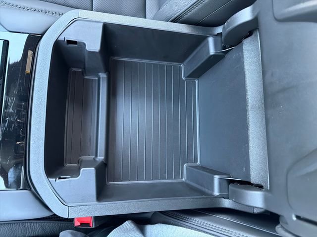 New 2026 GMC Yukon Denali w/ Sun & Power Step Package AWD/4WD image 24