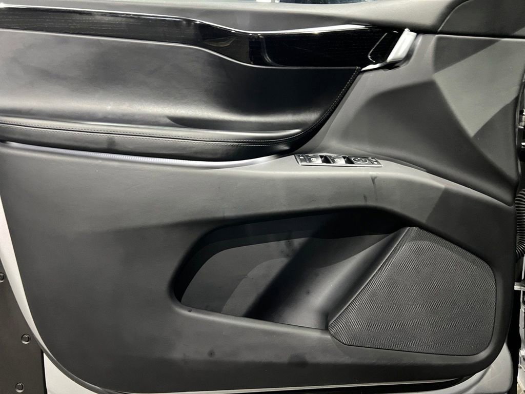 Used 2018 Tesla Model X 75D AWD/4WD image 19