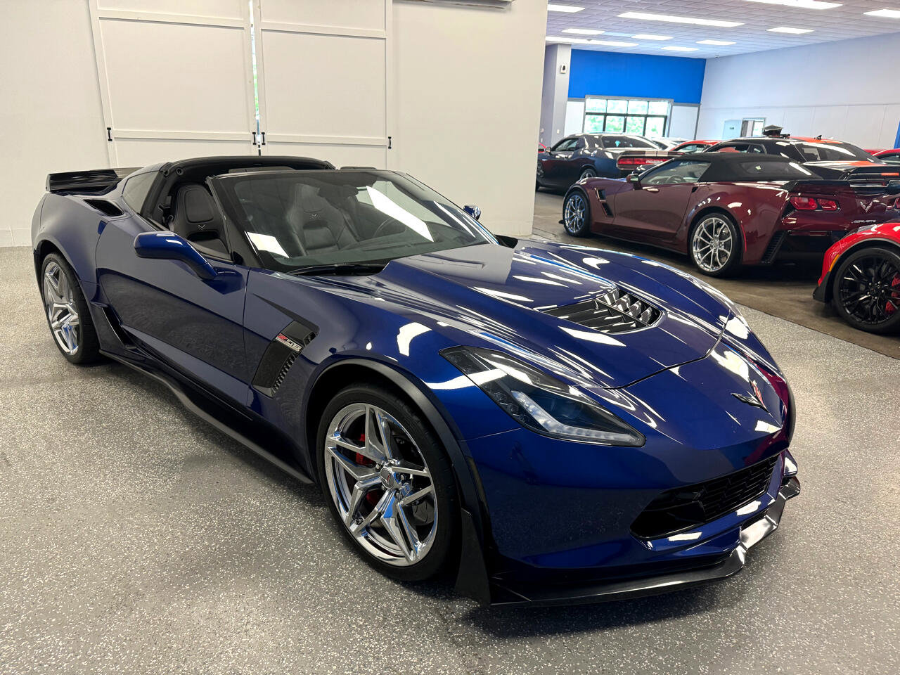 Used 2016 Chevrolet Corvette Z06 w/ 2LZ Preferred Equipment Group image 4
