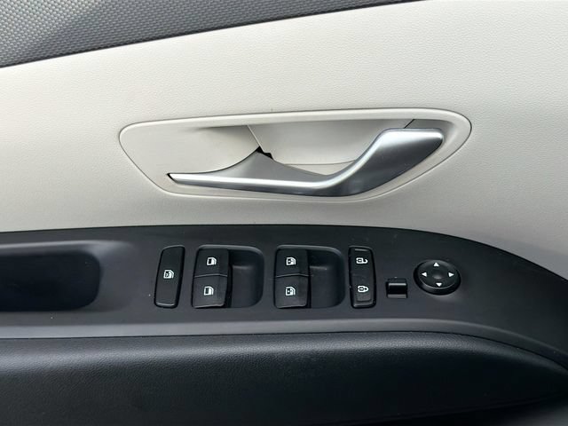 Certified 2024 Hyundai Tucson SEL FWD image 17