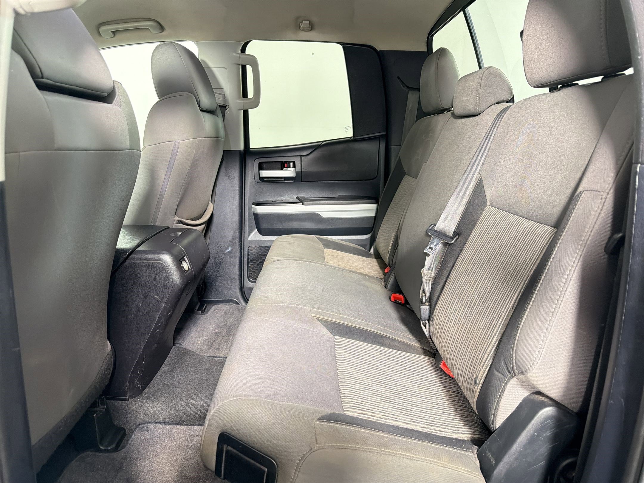 Used 2015 Toyota Tundra SR5 w/ SR5 Upgrade Package RWD image 23