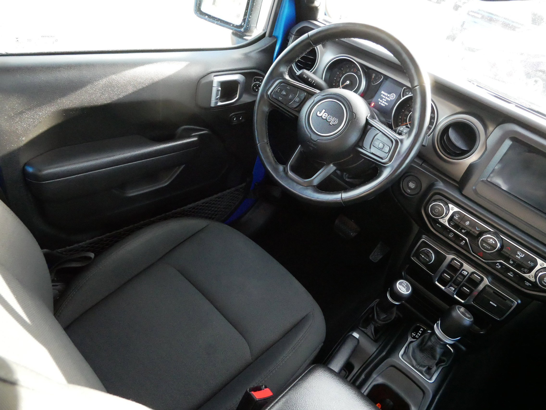 Used 2022 Jeep Wrangler Unlimited Sport image 10