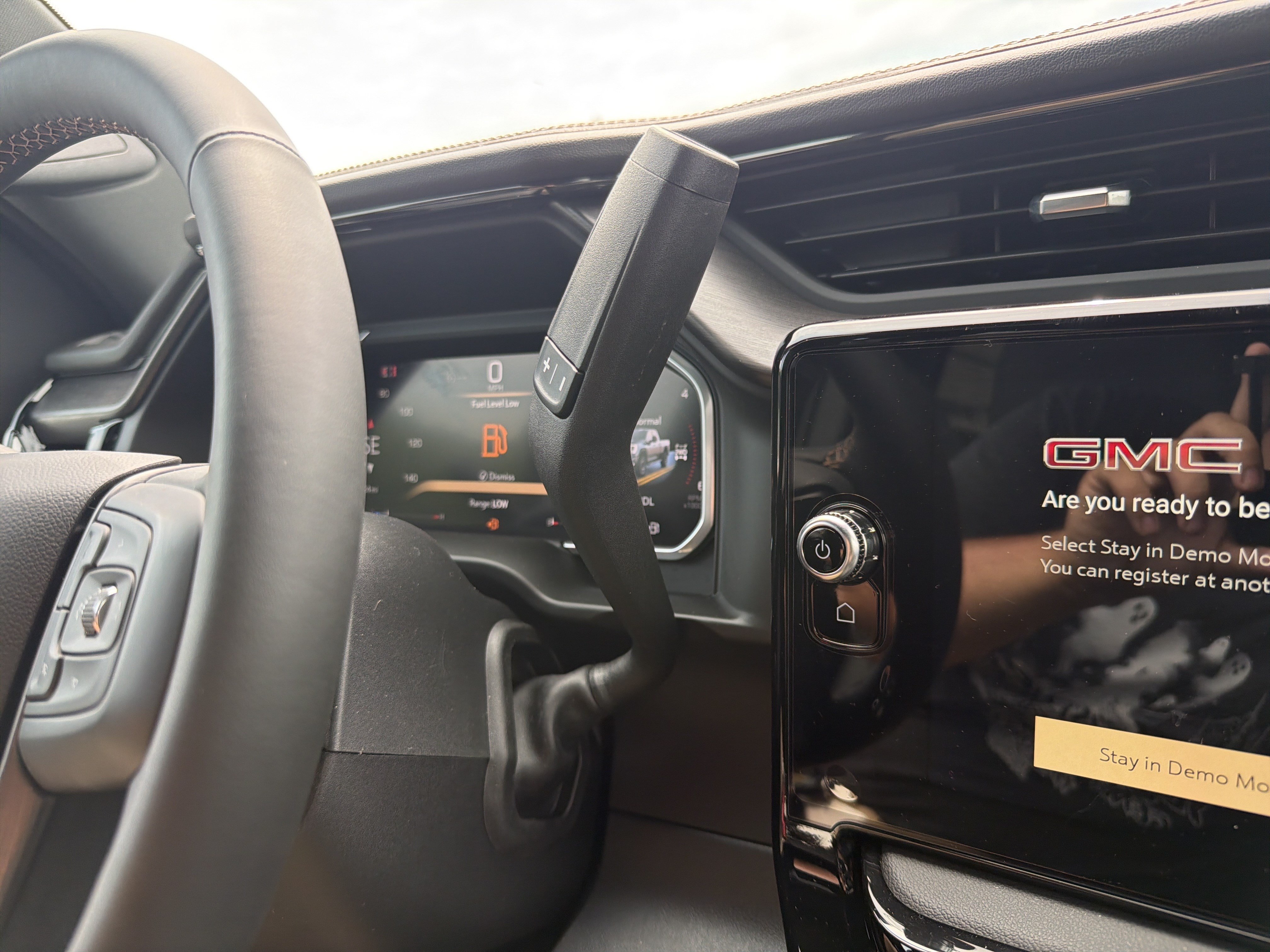 New 2026 GMC Sierra 2500 AT4 w/ AT4 Premium Plus Package AWD/4WD image 27