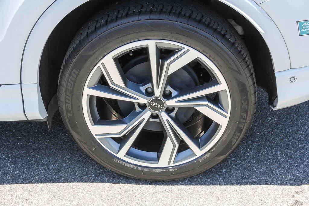 Used 2023 Audi Q4 e-tron Premium Plus w/ Premium Plus AWD/4WD image 10