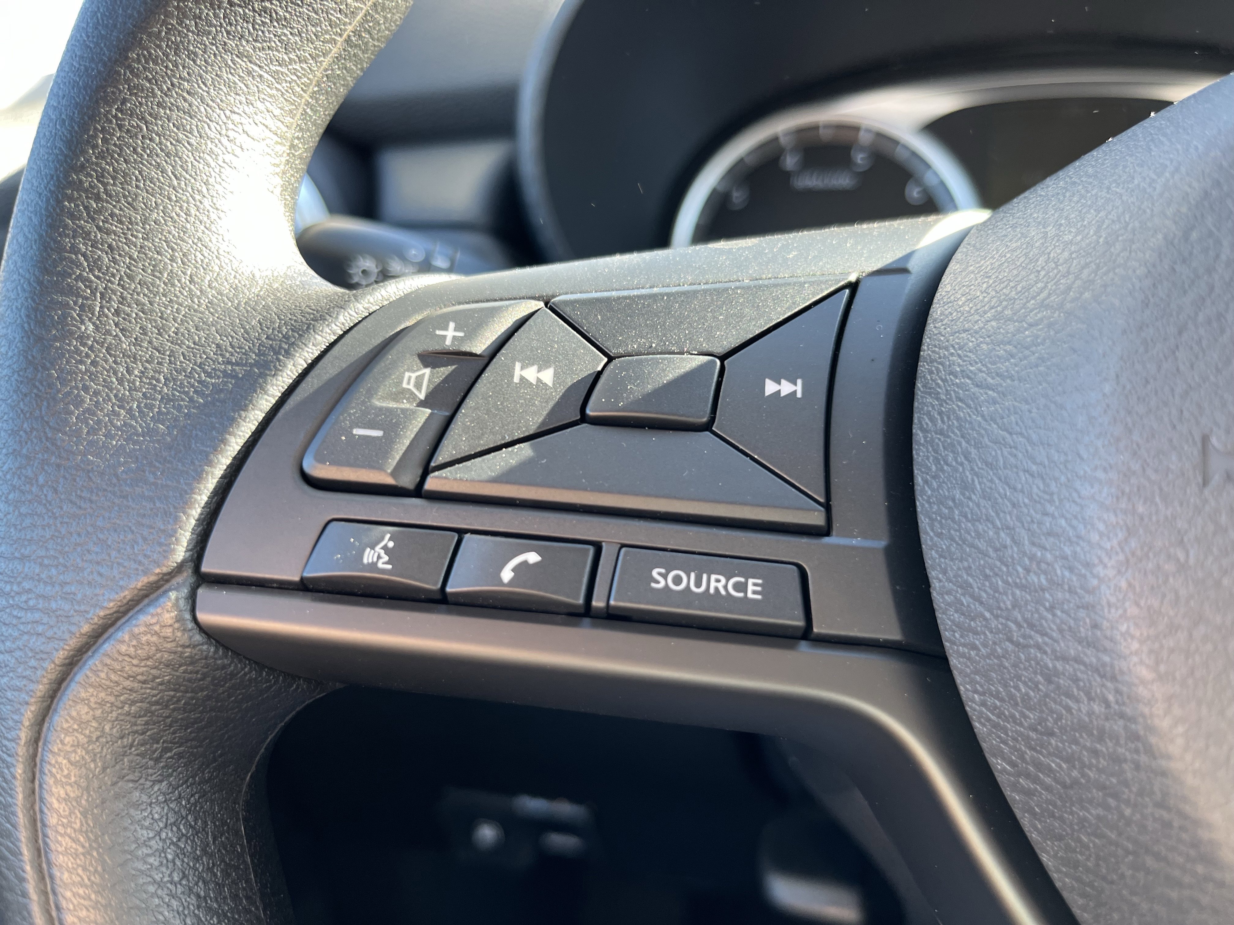 New 2025 Nissan Versa S w/ Trunk Package FWD image 19