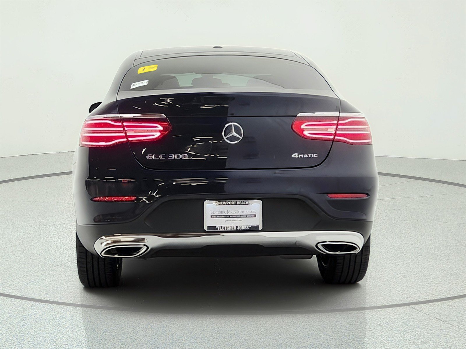 Used 2017 Mercedes-Benz GLC 300 4MATIC Coupe image 6