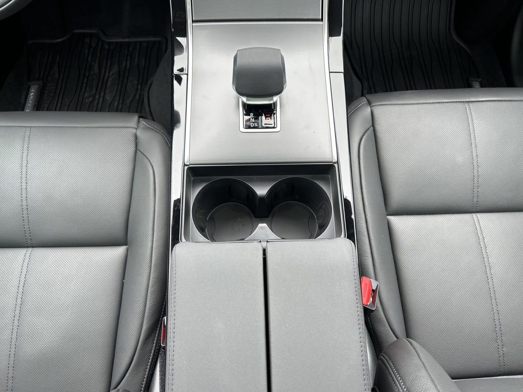 New 2026 Land Rover Range Rover Velar S image 23