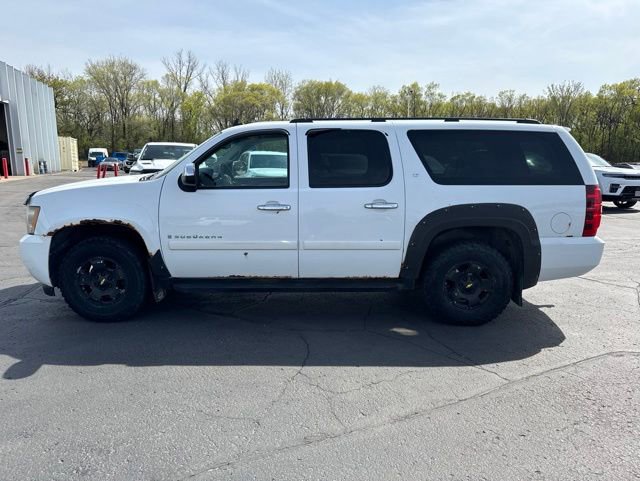 Used 2008 Chevrolet Suburban LT w/ LT Preferred Equipment Group AWD/4WD image 5