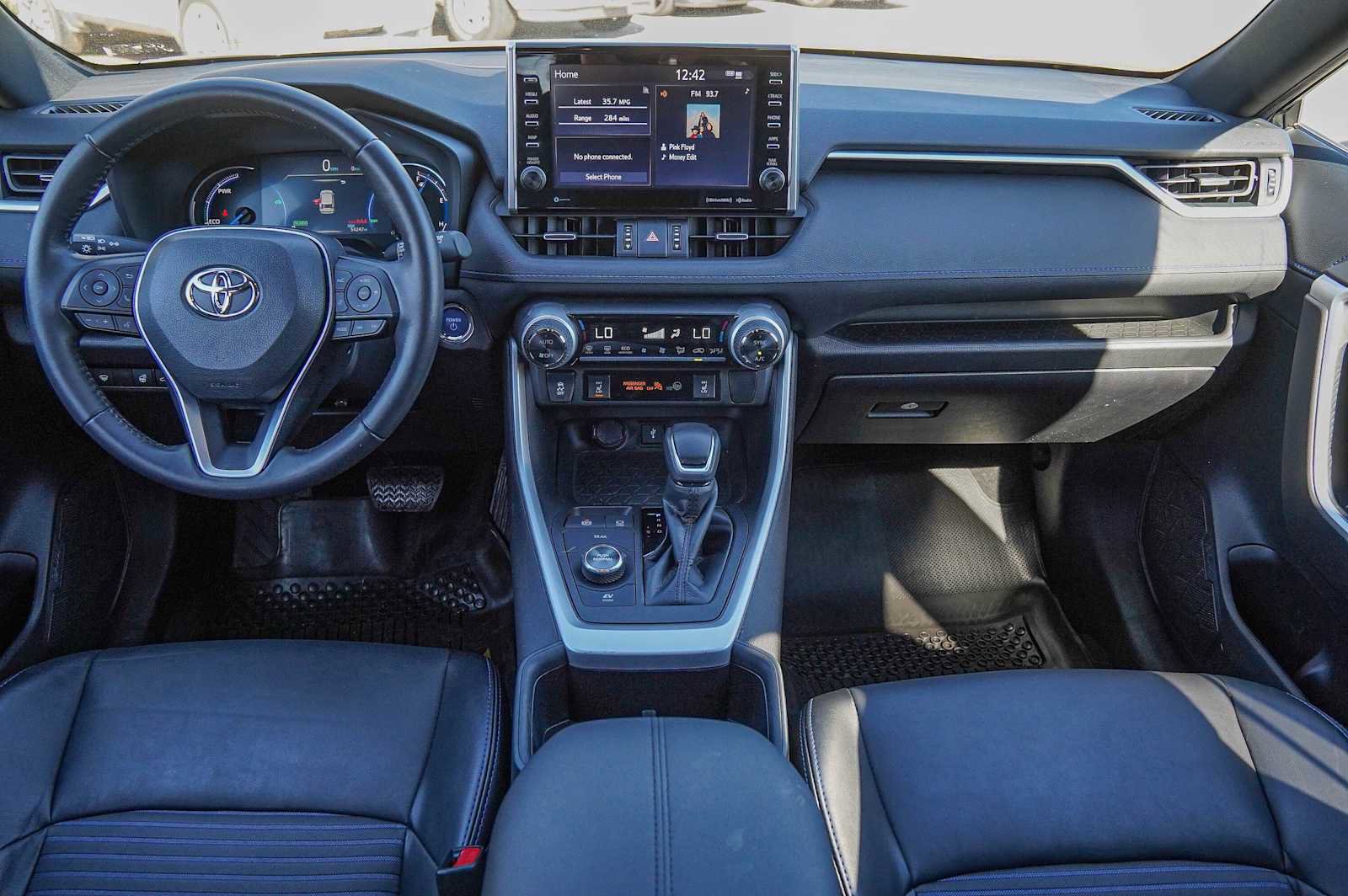 Used 2022 Toyota RAV4 XSE image 25