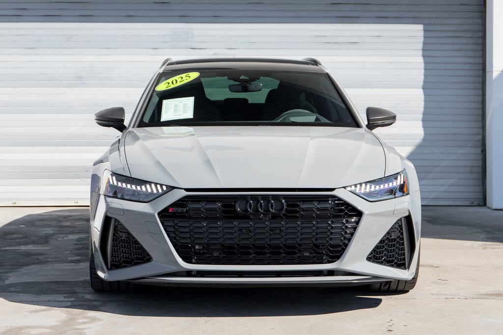 Used 2025 Audi RS 6 performance image 2